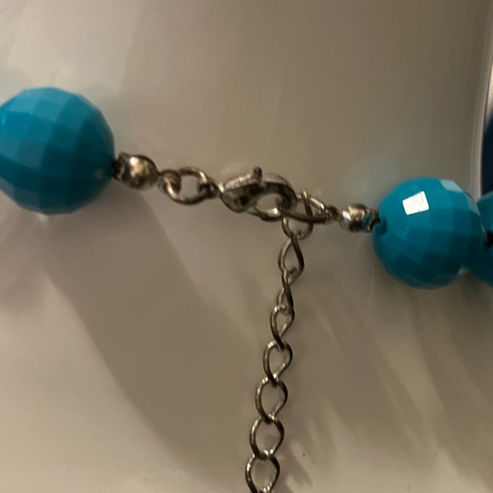 ✔️Aqua & Silver Chunky Beaded Necklace - Picture 5 of 7